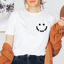 Cargar imagen en el visor de la galería, Cool dog mom Playera