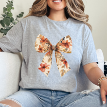 Cargar imagen en el visor de la galería, Fall bow Playera