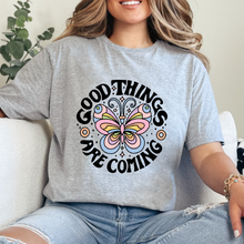 Cargar imagen en el visor de la galería, Good things are coming Playera