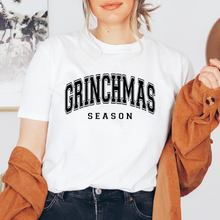 Cargar imagen en el visor de la galería, Grinchmas Season Playera