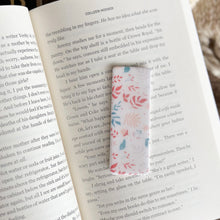 Cargar imagen en el visor de la galería, Leaves - Separador de Libros / Bookmark