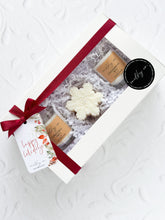 Cargar imagen en el visor de la galería, Winter Gift Box