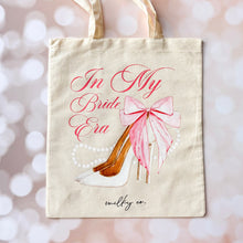 Cargar imagen en el visor de la galería, Bride Gift Box