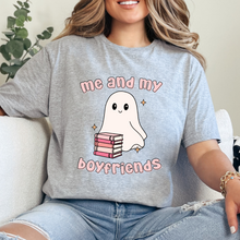 Cargar imagen en el visor de la galería, Me and my book boyfriends Playera