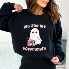 Cargar imagen en el visor de la galería, Me and my book boyfriends Sudadera