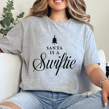 Cargar imagen en el visor de la galería, Santa is a Swiftie Playera