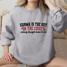 Cargar imagen en el visor de la galería, Taylor's Karma CHIEFS Sudadera
