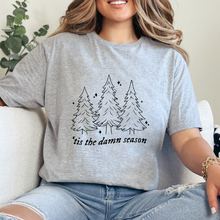 Cargar imagen en el visor de la galería, Tis the damn season Playera