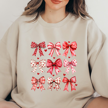 Cargar imagen en el visor de la galería, Valentine Bows Sudadera