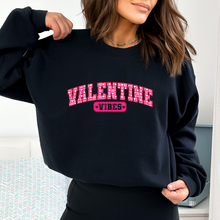 Cargar imagen en el visor de la galería, Valentine Vibes Sudadera