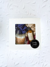 Cargar imagen en el visor de la galería, Classic Gift Box