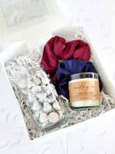 Cargar imagen en el visor de la galería, Kisses Gift Box