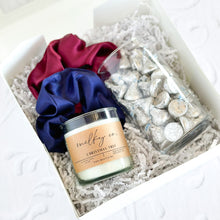 Cargar imagen en el visor de la galería, Kisses Gift Box