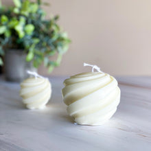 Cargar imagen en el visor de la galería, Natalia Vela Aromática