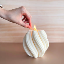 Cargar imagen en el visor de la galería, Maru Vela Aromática