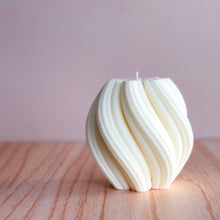 Cargar imagen en el visor de la galería, Maru Vela Aromática