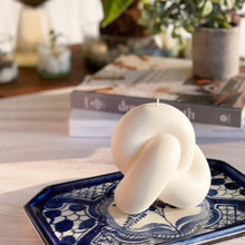 Cargar imagen en el visor de la galería, Mom Vela Aromática