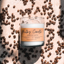 Cargar imagen en el visor de la galería, Milky Candle Co Vela Aromática Vanilla Latte Vainilla Latte café cafetería. Vela Aromática For the coffee lovers. cafetería, coffee house, latte, capuccino, americano. aroma café. café con crema. café con leche.