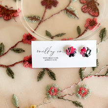 Cargar imagen en el visor de la galería, Mini flower stud Spring Print Aretes