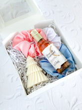 Cargar imagen en el visor de la galería, Pino Navideño Gift Box