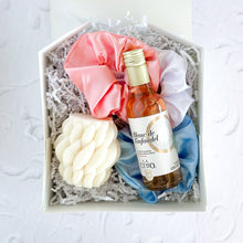 Cargar imagen en el visor de la galería, Sandra Gift Box