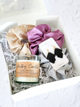 Cargar imagen en el visor de la galería, The Ultimate Gift Box