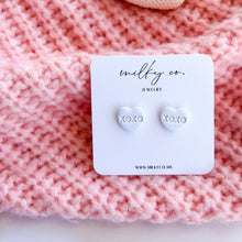 Cargar imagen en el visor de la galería, Pack de Tres Conversation Heart Aretes