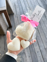 Cargar imagen en el visor de la galería, XOXO Vela Escultural Aromática