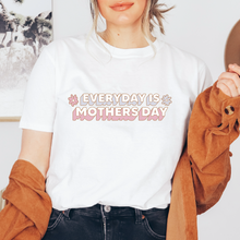 Cargar imagen en el visor de la galería, Everyday is mothers day Playera
