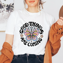 Cargar imagen en el visor de la galería, Good things are coming Playera
