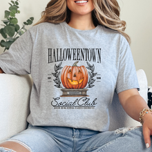 Cargar imagen en el visor de la galería, Halloweentown Playera
