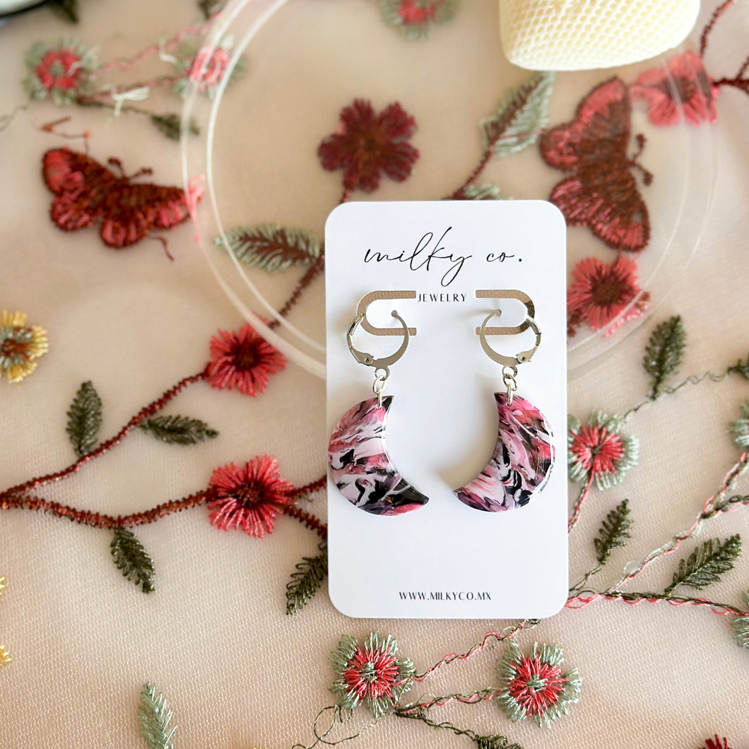Luna Huggies Pink & Black Marble Aretes
